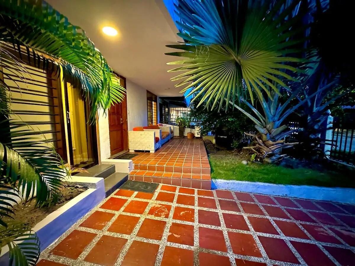 Vibes House Сasa de vacaciones