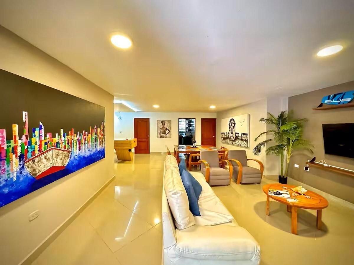 Vibes House *