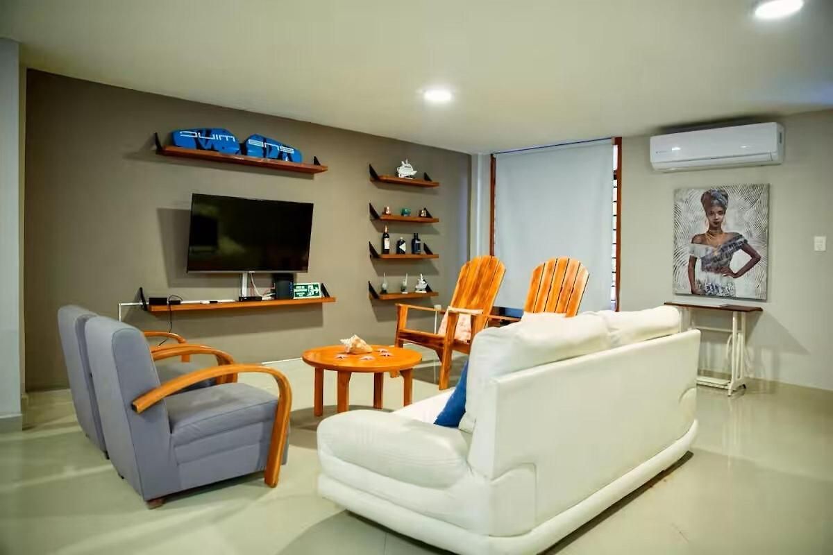 Vibes House