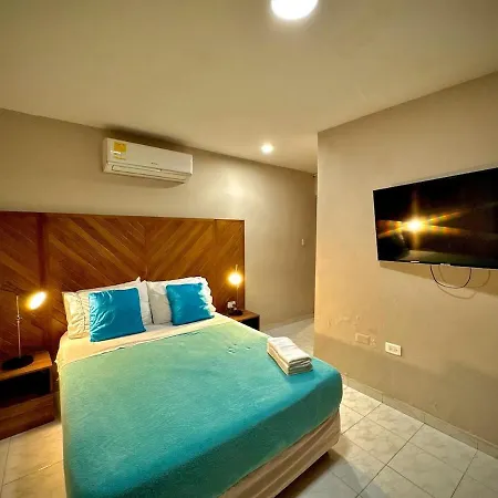 Vibes House Сasa de vacaciones *