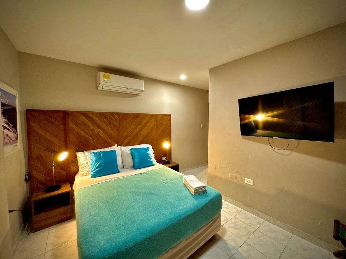 Vibes House Сasa de vacaciones *